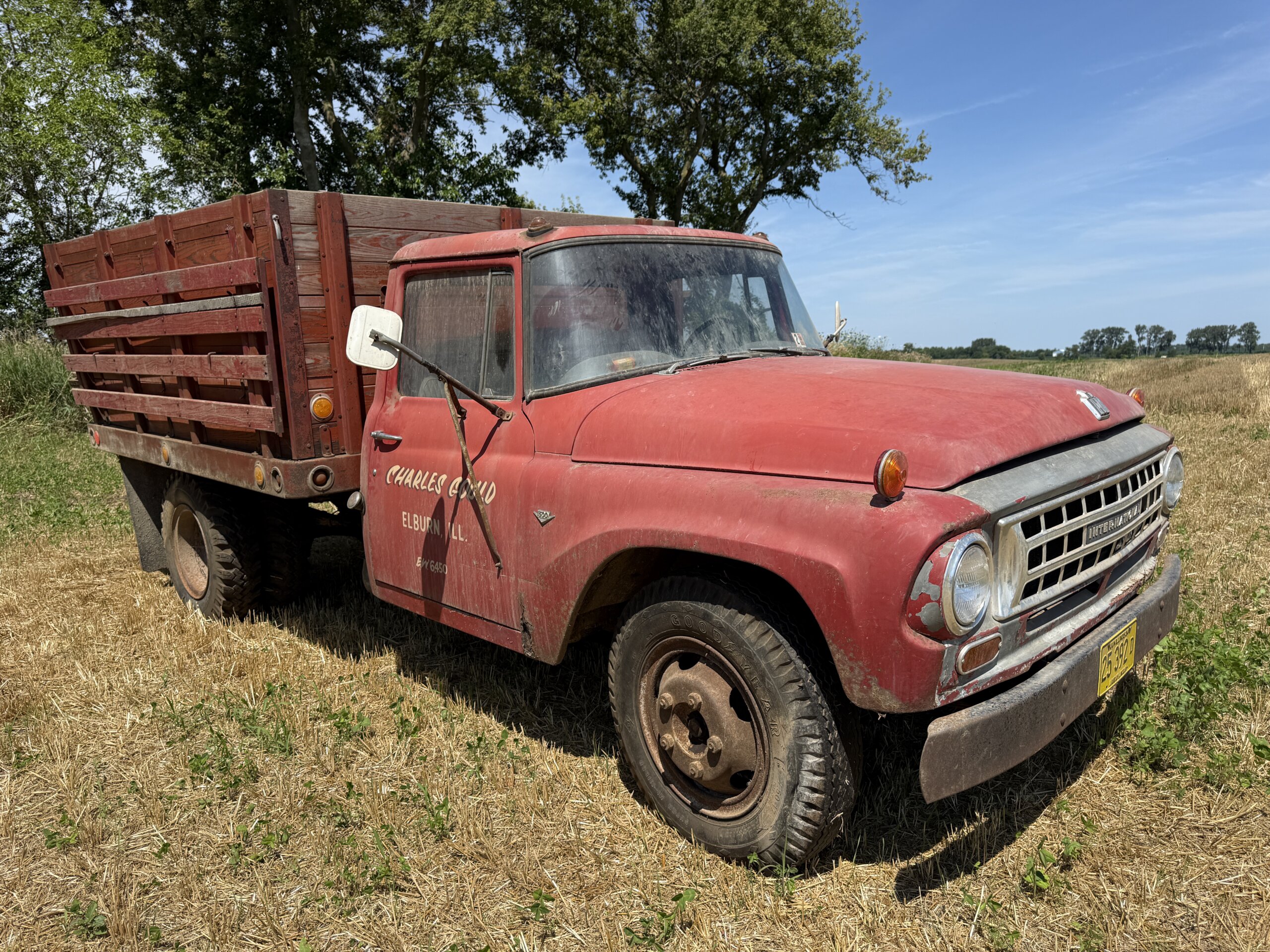 Estate Auction Trucks, Tractors and Tools Maple Park, IL Sunday 8/30 11AM